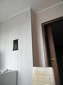 MilkCandyGirl online show from August 4, 2026, 7:33 am
