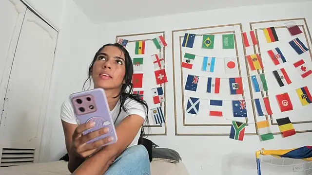 Snapshot of emily_gaviria1 chatting on June 20, 2026, 7:16 pm emily gaviria1 online show from June 20, 2026, 7:16 pm