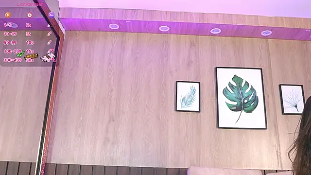 Snapshot of SilviaStoneX chatting on March 27, 2026, 11:32 am SilviaStoneX online show from March 27, 2026, 11:32 am