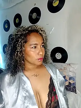 Snapshot of medusafox_ chatting on March 26, 2026, 4:29 am medusafox online show from March 26, 2026, 4:29 am