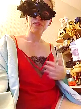 lily2022 online show from February 26, 2026, 5:45 pm