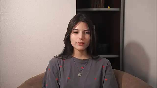 Snapshot of CaroylnPaiva chatting on February 27, 2026, 8:58 am CaroylnPaiva online show from February 27, 2026, 8:58 am