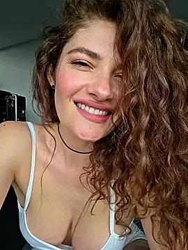 Snapshot of CelineBoyer chatting on February 27, 2026, 8:42 pm CelineBoyer online show from February 27, 2026, 8:42 pm