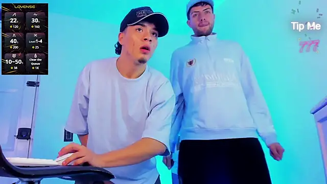 Snapshot of alex_and_christhoper chatting on March 2, 2026, 7:59 am alex and christhoper online show from March 2, 2026, 7:59 am