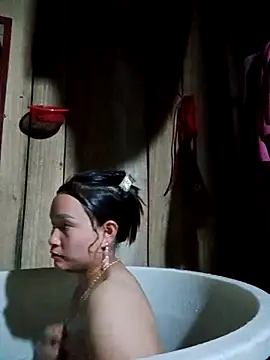 mami-rubi online show from March 25, 2026, 12:00 pm