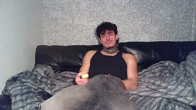 Snapshot of SNAKEARM chatting on February 27, 2026, 10:48 am SNAKEARM online show from February 27, 2026, 10:48 am