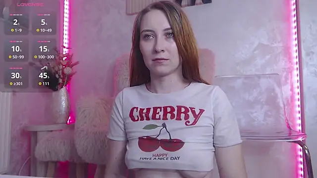 EmberLuna  online show from July 6, 2026, 6:21 am