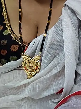 Sofiaa 09 online show from March 27, 2026, 4:29 pm