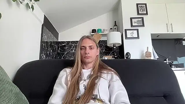 mi chyort online show from May 24, 2026, 7:35 am