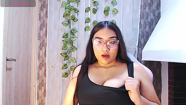 anyela donecm online show from April 14, 2026, 7:20 pm