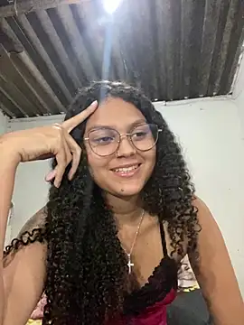 Snapshot of prettydall chatting on March 26, 2026, 12:06 am prettydall online show from March 26, 2026, 12:06 am