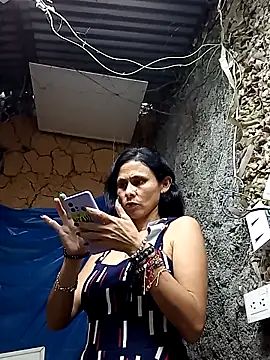 yuliitza4 online show from March 30, 2026, 10:22 pm