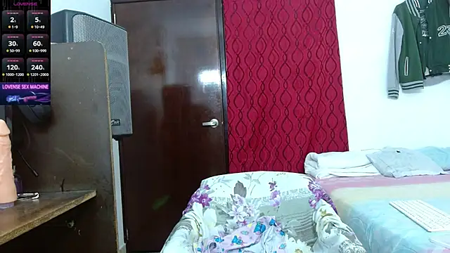 scarlet johannson19 online show from June 25, 2026, 3:06 am