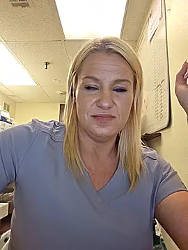 LadyB07 online show from May 20, 2026, 6:03 pm