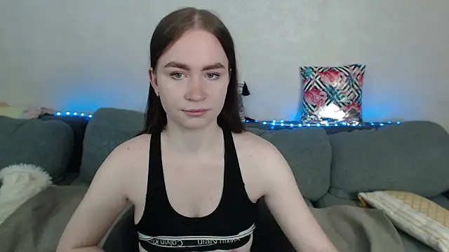 Vanessa BigTits online show from April 17, 2026, 12:13 am