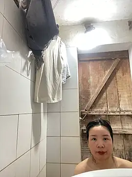 Ivy Trix2 online show from March 26, 2026, 3:34 am