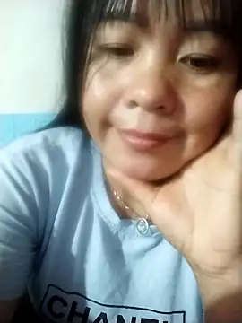 Snapshot of Candyk5 chatting on March 6, 2026, 6:43 am Candyk5 online show from March 6, 2026, 6:43 am