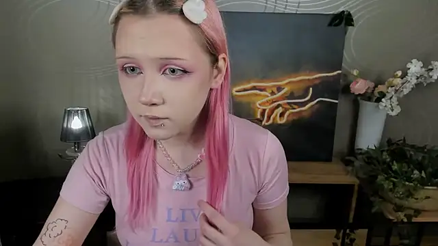 Snapshot of LinMagpuri chatting on March 1, 2026, 11:01 am LinMagpuri online show from March 1, 2026, 11:01 am