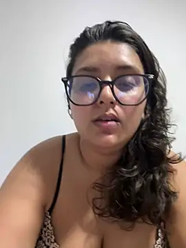 midsize 94 online show from April 3, 2026, 11:58 pm