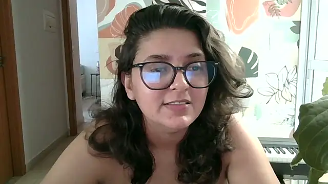 midsize 94 online show from April 5, 2026, 6:16 pm