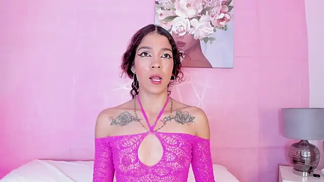 evelyn  rose1 online show from March 16, 2026, 5:13 am