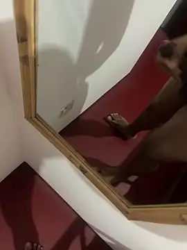 Snapshot of dvnd97 chatting on April 3, 2026, 5:55 pm dvnd97 online show from April 3, 2026, 5:55 pm