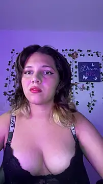 Snapshot of aurora_bela chatting on March 12, 2026, 1:45 am aurora bela online show from March 12, 2026, 1:45 am