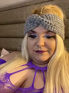 Snapshot of Smileygirly chatting on March 9, 2026, 11:20 pm Smileygirly online show from March 9, 2026, 11:20 pm