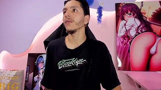 DanteLuxx online show from March 30, 2026, 4:02 am