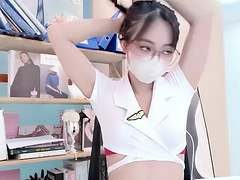 Snapshot of RG_Lenalyy chatting on May 21, 2026, 1:45 am RG Lenalyy online show from May 21, 2026, 1:45 am