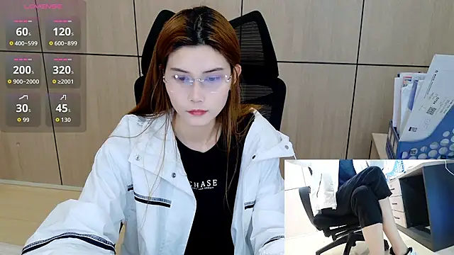 Snapshot of zhen-68 chatting on April 23, 2026, 2:35 am zhen-68 online show from April 23, 2026, 2:35 am