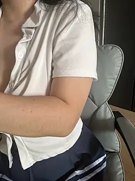 Snapshot of Ab324- chatting on March 28, 2026, 3:39 am Ab324- online show from March 28, 2026, 3:39 am