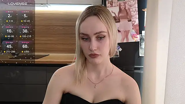 Bella Villen online show from July 10, 2026, 8:18 am