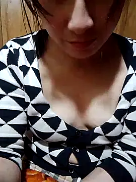 Snapshot of Mishowhot chatting on March 15, 2026, 3:12 am Mishowhot online show from March 15, 2026, 3:12 am