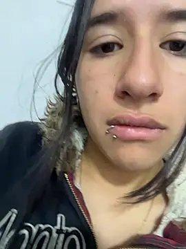 Snapshot of LilyRossi_ chatting on June 4, 2026, 11:27 am LilyRossi online show from June 4, 2026, 11:27 am