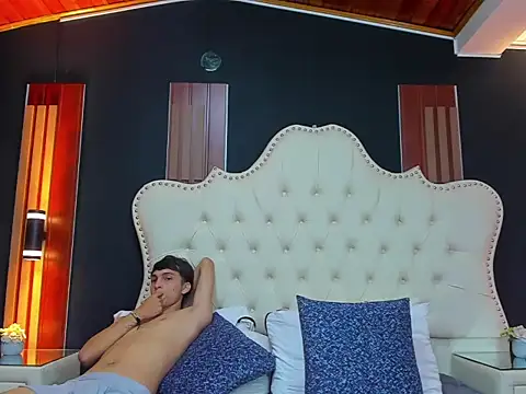 Snapshot of AnnyANDnoah chatting on February 28, 2026, 1:01 pm AnnyANDnoah online show from February 28, 2026, 1:01 pm