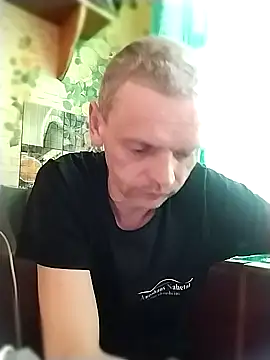 Snapshot of Maximuss69 chatting on March 4, 2026, 6:08 am Maximuss69 online show from March 4, 2026, 6:08 am