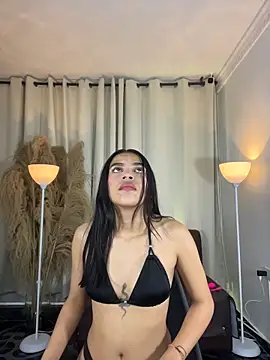 Maii Luna online show from April 8, 2026, 1:00 pm