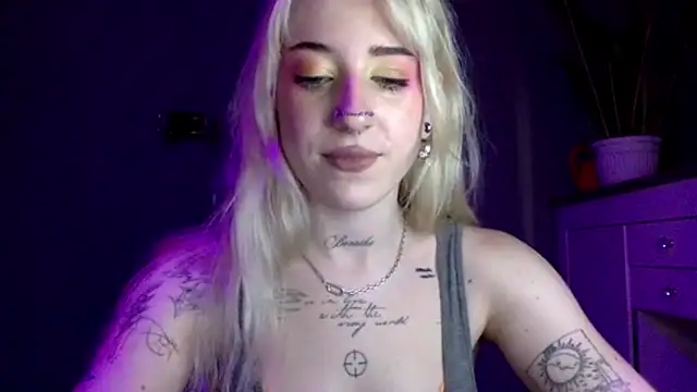 EmmyWet online show from June 22, 2026, 6:38 pm