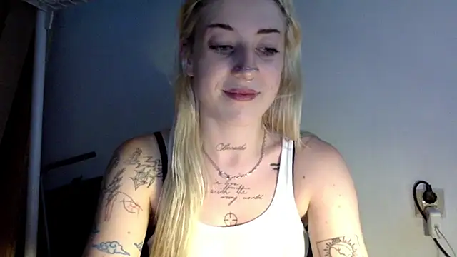 EmmyWet online show from June 23, 2026, 6:17 pm
