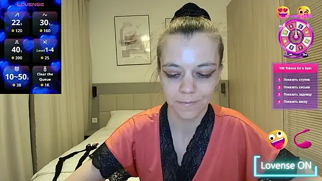 Snapshot of Yana-XX chatting on March 10, 2026, 11:43 pm Yana-XX online show from March 10, 2026, 11:43 pm