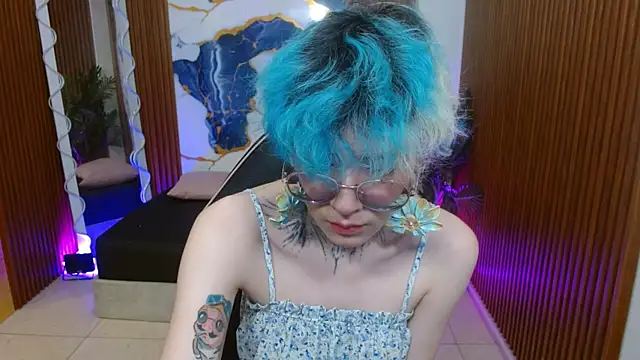 Snapshot of Lyra_tay chatting on April 21, 2026, 7:06 pm Lyra tay online show from April 21, 2026, 7:06 pm