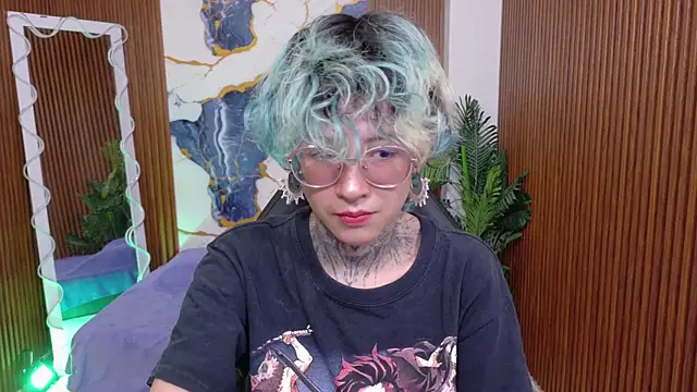 Snapshot of Lyra_tay chatting on June 3, 2026, 7:30 pm Lyra tay online show from June 3, 2026, 7:30 pm
