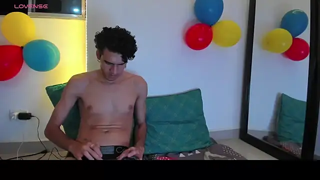 Jean And PaulXL online show from June 19, 2026, 12:59 am