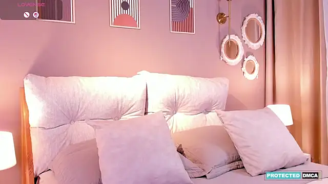 Snapshot of Agata_Laurent_ chatting on August 6, 2026, 1:40 am Agata Laurent online show from August 6, 2026, 1:40 am