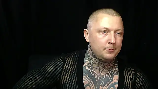 Snapshot of devilWithTats chatting on March 12, 2026, 10:43 am devilWithTats online show from March 12, 2026, 10:43 am