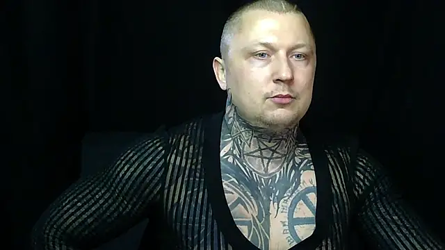 Snapshot of devilWithTats chatting on March 15, 2026, 8:42 am devilWithTats online show from March 15, 2026, 8:42 am