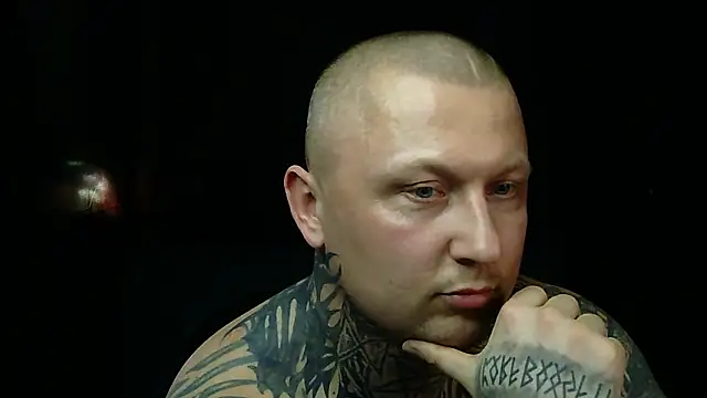 Snapshot of devilWithTats chatting on March 26, 2026, 12:11 pm devilWithTats online show from March 26, 2026, 12:11 pm
