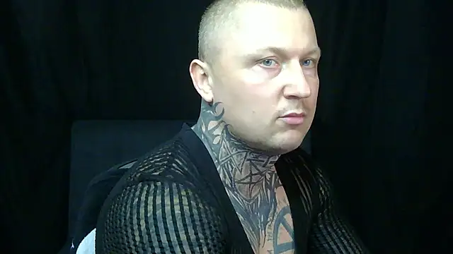 Snapshot of devilWithTats chatting on April 2, 2026, 11:52 am devilWithTats online show from April 2, 2026, 11:52 am