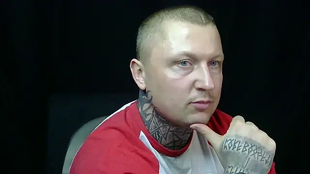 Snapshot of devilWithTats chatting on April 8, 2026, 3:45 pm devilWithTats online show from April 8, 2026, 3:45 pm